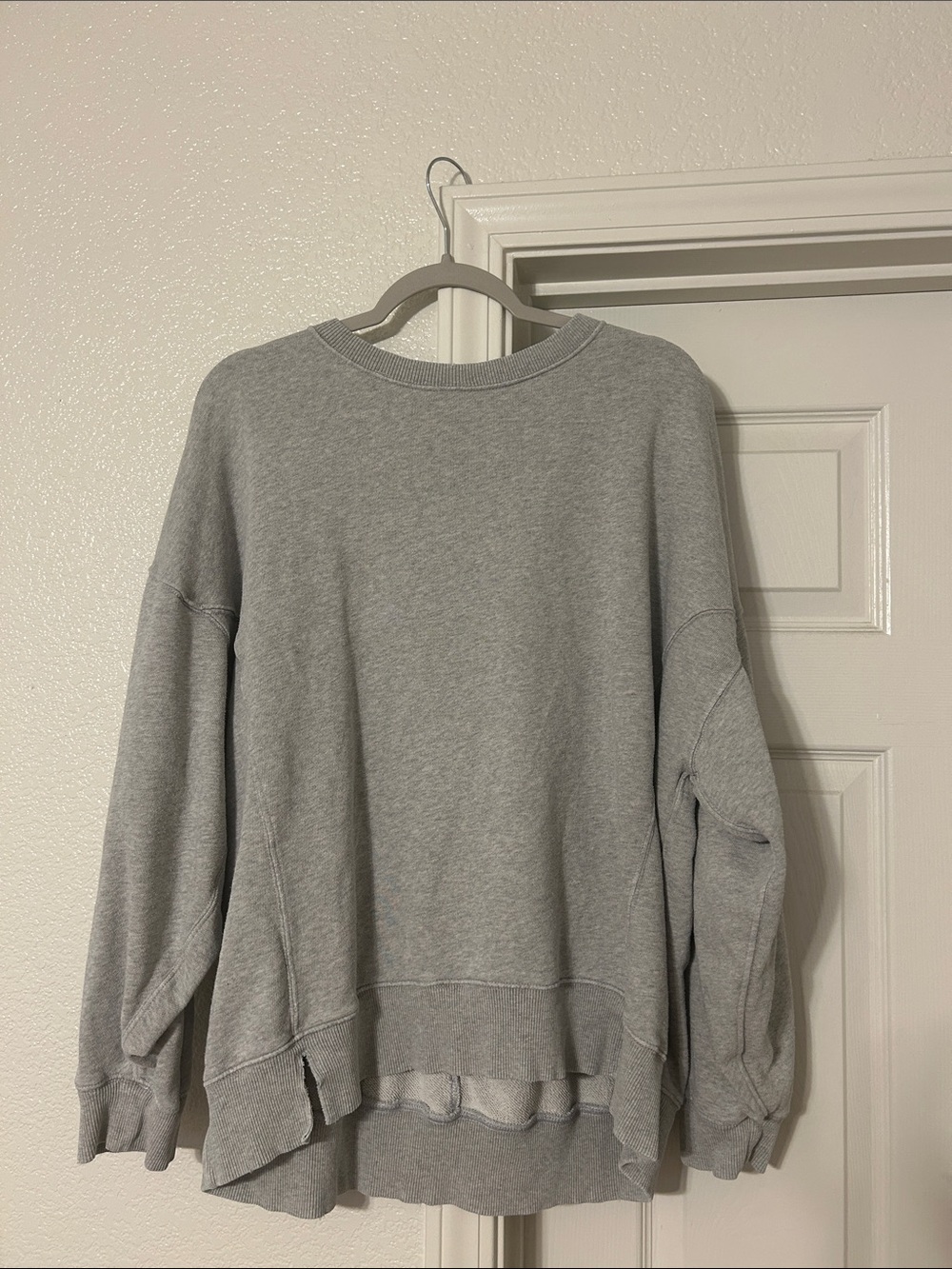 aerie Light Gray Crewneck Sweatshirt